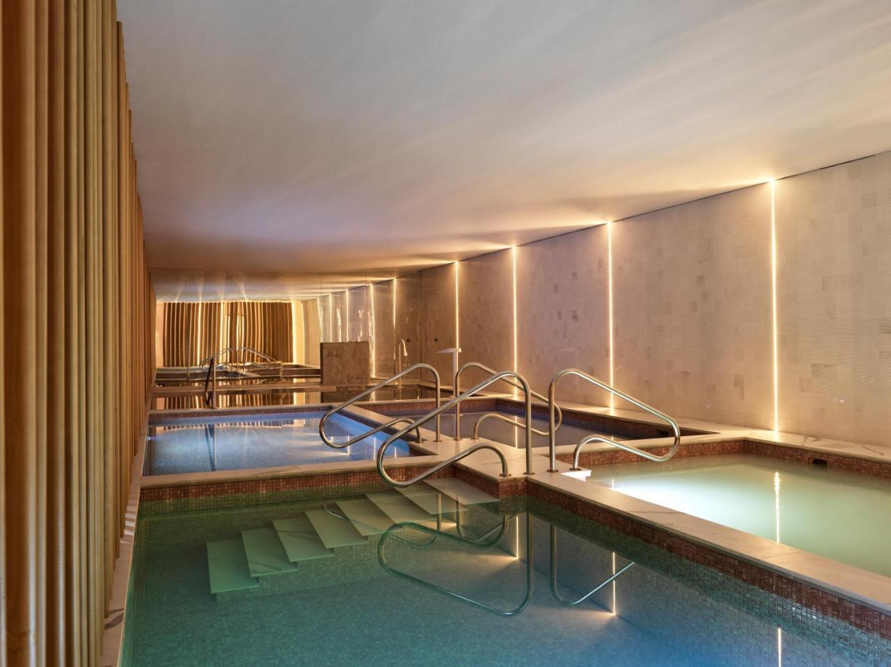 มิโคเนียน นายา - พรีเฟอร์ โฮเต็ล แอนด์ รีสอร์ต Hotel Mykonos Town ภายนอก รูปภาพ